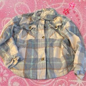 American Eagle Outfitters Light Blue and Cream Plaid Puffer Jacket
